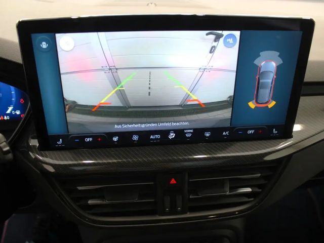 Ford Focus ST Line Wagon