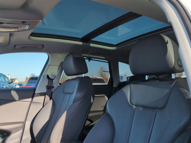 Audi A4 40 TFSI Avant Quattro S-Line S-Tronic