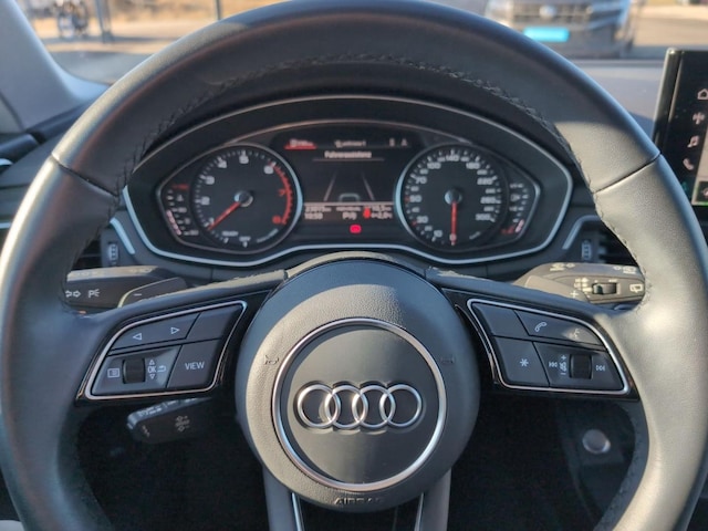 Audi A4 40 TFSI Avant Quattro S-Line S-Tronic