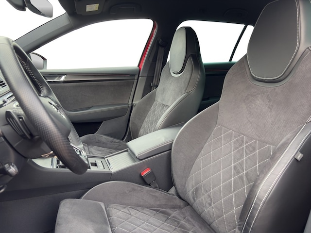 Skoda Superb 2.0 TSI 4x4 Combi Sportline