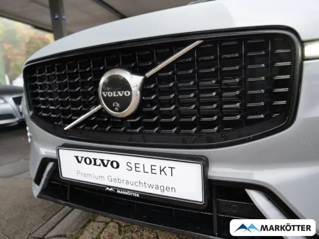 Volvo XC60 AWD Dark Plus