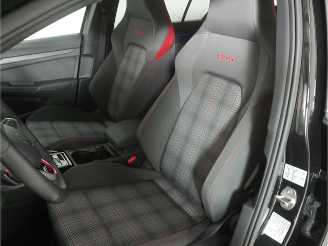 Volkswagen Golf 2.0 TSI Style