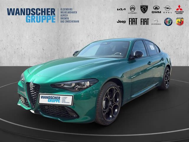 Alfa Romeo Giulia Q4 Turbo