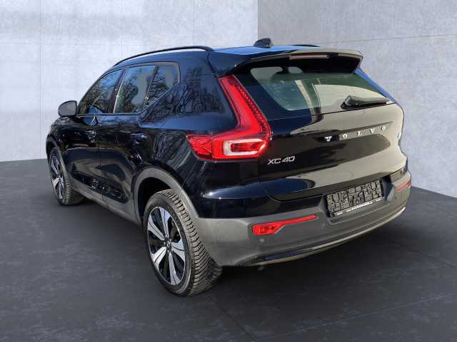 Volvo XC40 XC40 Navi LED Klima Standhzg Einparkhilfe el. Fenster