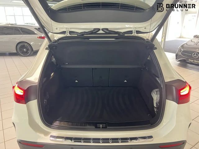 Mercedes-Benz GLA 200 AMG Line