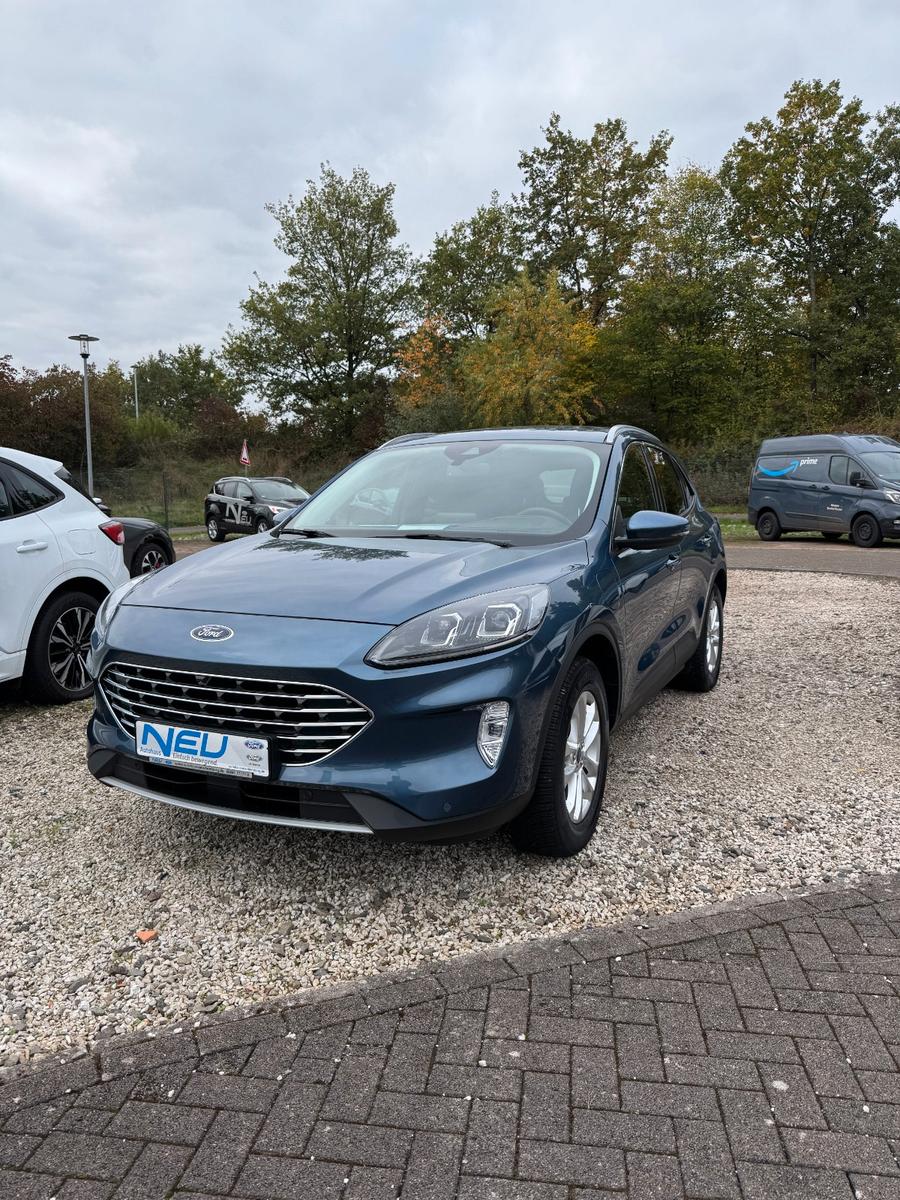 Ford Kuga Hybrid Plug in Hybrid Titanium