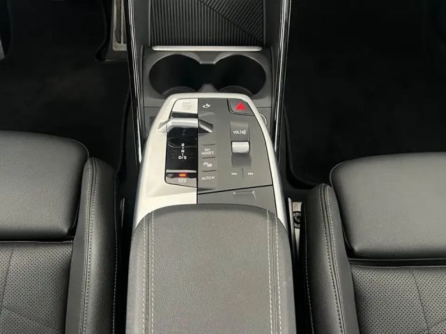 BMW 220 220i Active Tourer Sedan