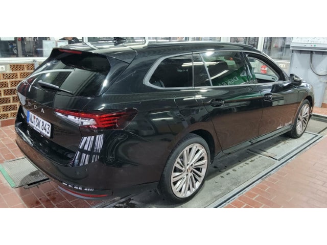 Skoda Superb 2.0 TDI Combi Selection