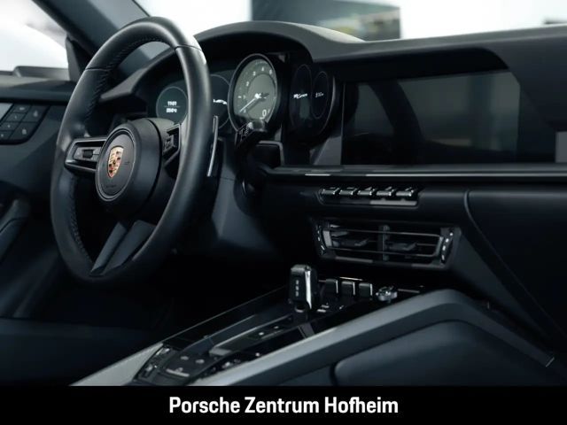 Porsche 992 Cabrio Carrera