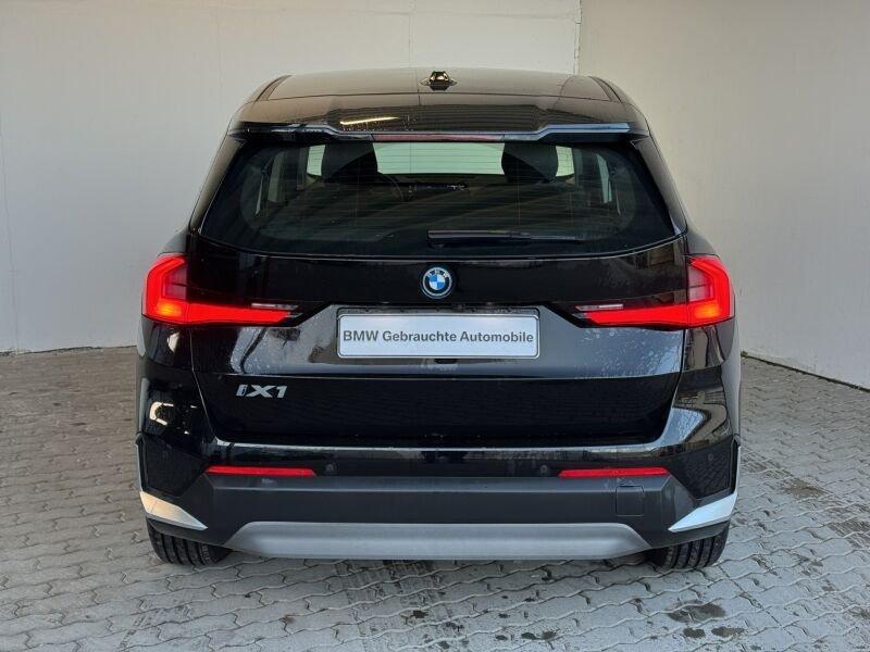 BMW iX1 xDrive30