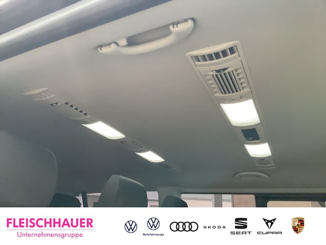 Volkswagen Caravelle 2.0 TDI T6