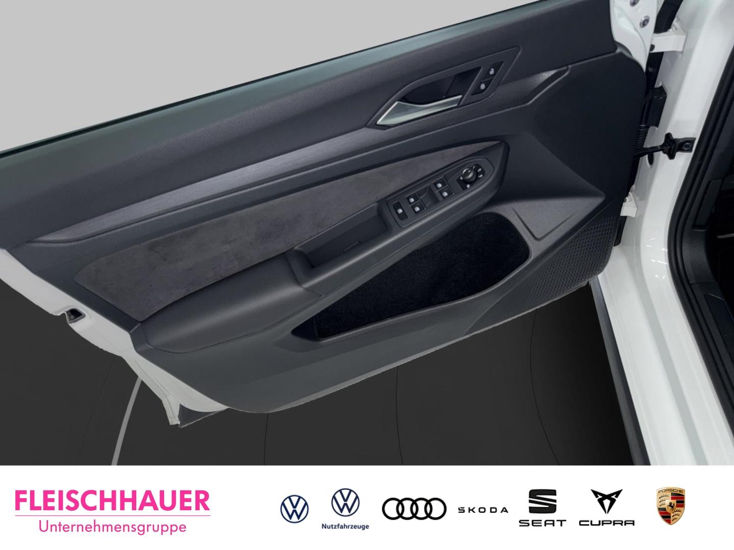 Volkswagen Golf 2.0 TSI Business GTI Golf VIII