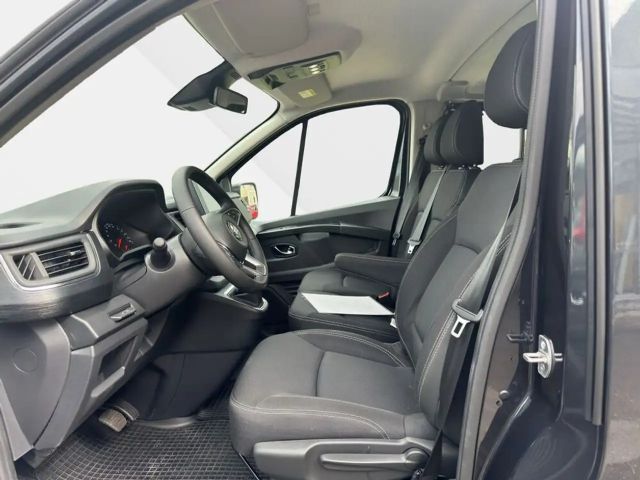 Nissan Primastar L2H1 dCi 150