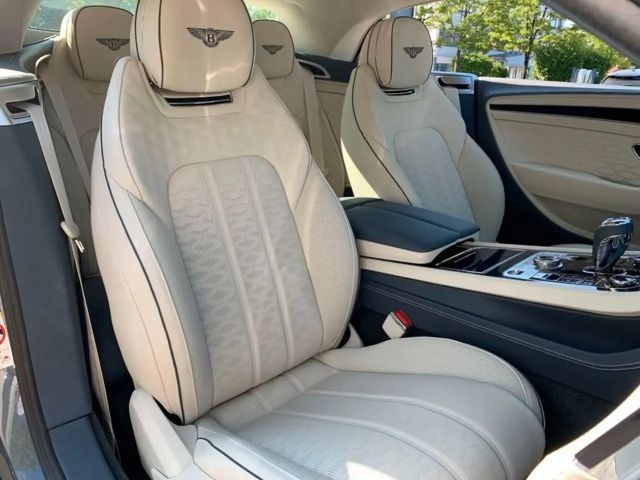 Bentley Continental GTC Hybrid V8