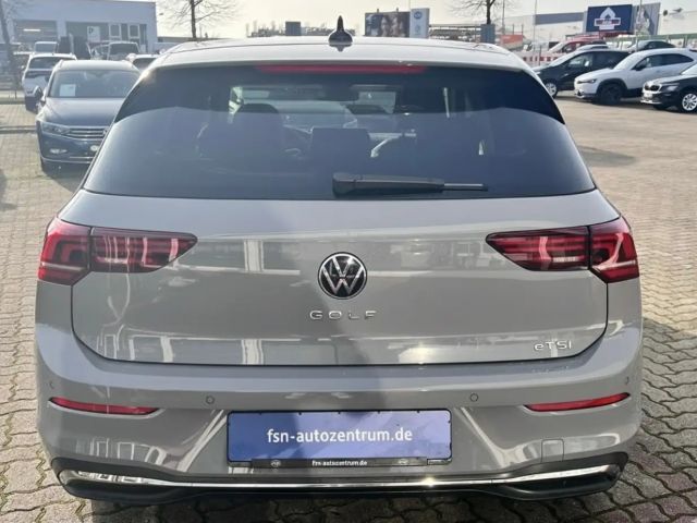 Volkswagen Golf 1.5 eTSI Golf VIII Style