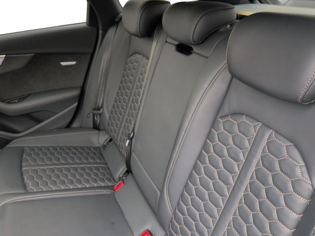 Audi RS4 Avant Quattro