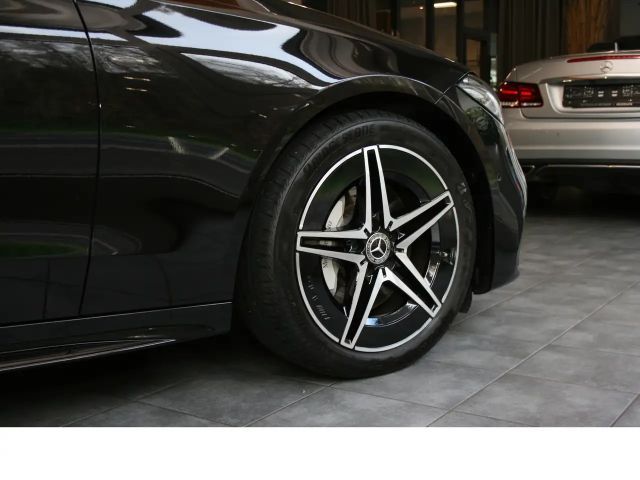 Mercedes-Benz C 180 AMG Line Sedan