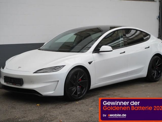 Tesla Model 3 Performance