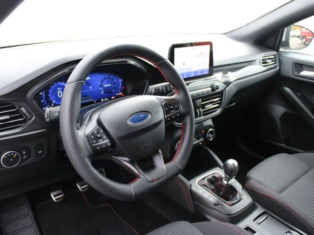 Ford Focus ST Line Wagon