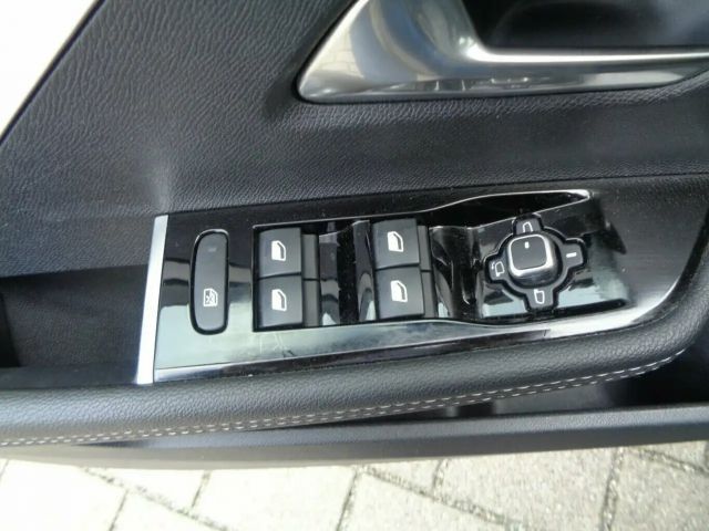 Opel Astra Elegance Hybrid Innovation