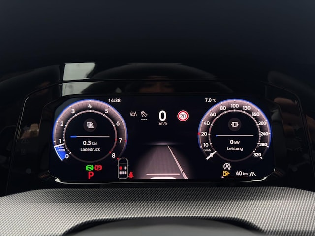 Volkswagen Golf 2.0 TSI DSG