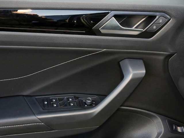 Volkswagen T-Roc 1.5 TSI DSG R-Line