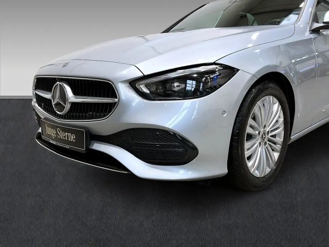 Mercedes-Benz C 180 AVANTGARDE Sedan