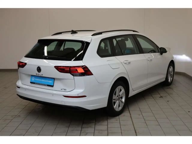 Volkswagen Golf 1.5 eTSI DSG Life Variant
