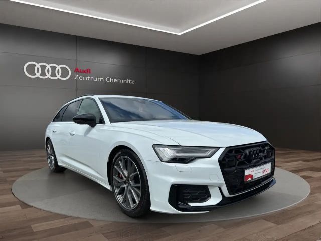 Audi S6 Avant Quattro