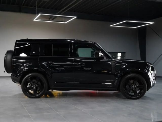 Land Rover Defender 110 Dynamic HSE