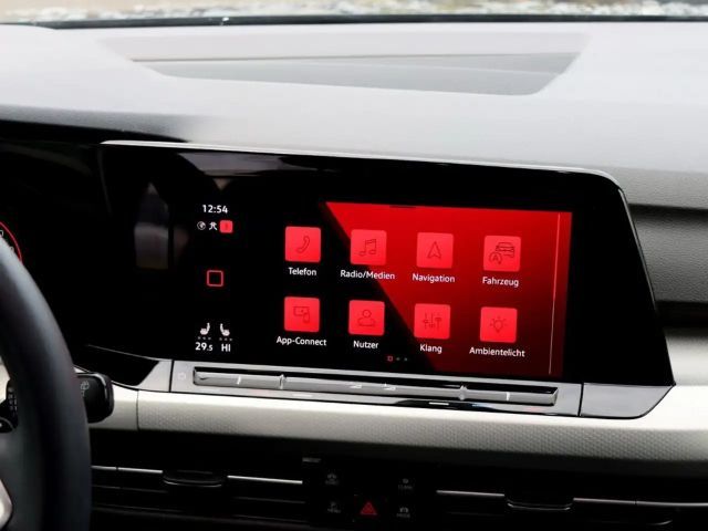 Volkswagen Golf 1.5 eTSI DSG Golf VIII Move