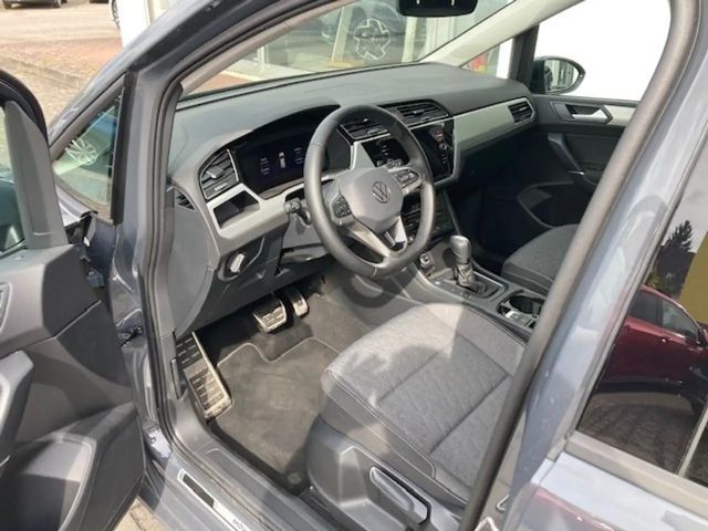 Volkswagen Touran 1.5 TSI DSG Move