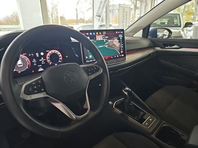 Volkswagen Golf 1.5 TSI Variant