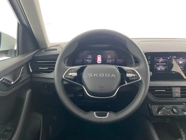 Skoda Kamiq Essence TSI