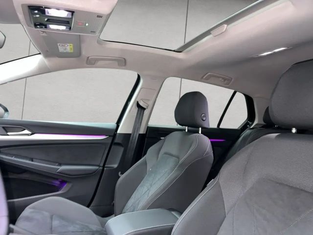 Volkswagen Golf 1.5 eTSI DSG Life