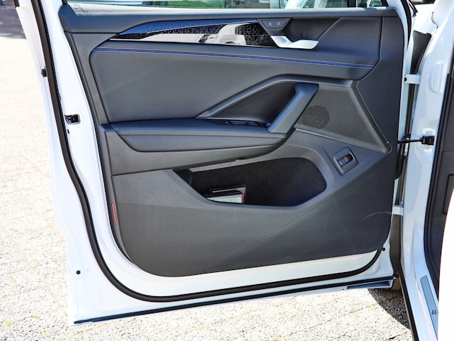 Volkswagen Tiguan 1.5 eTSI DSG IQ.Drive R-Line