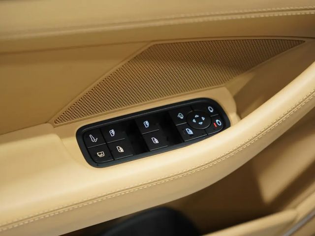 Porsche Panamera 4S E-Hybrid S