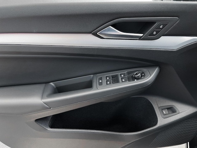 Volkswagen Golf 1.5 eTSI DSG Golf VIII Variant