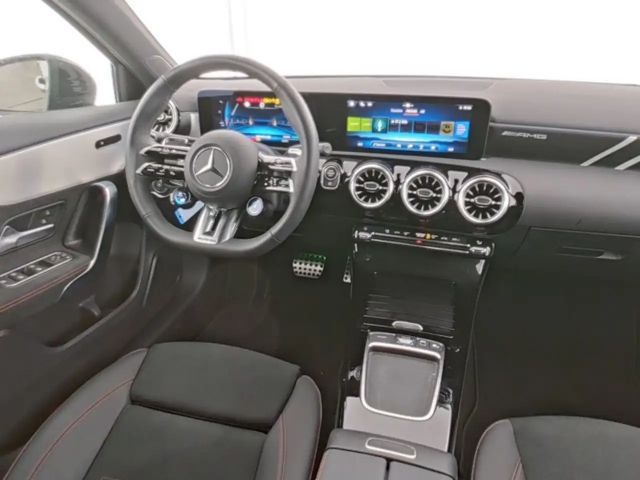 Mercedes-Benz A 35 AMG 4MATIC AMG Line