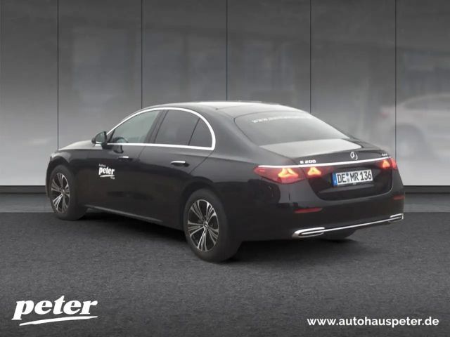 Mercedes-Benz E 200 4MATIC AVANTGARDE Sedan