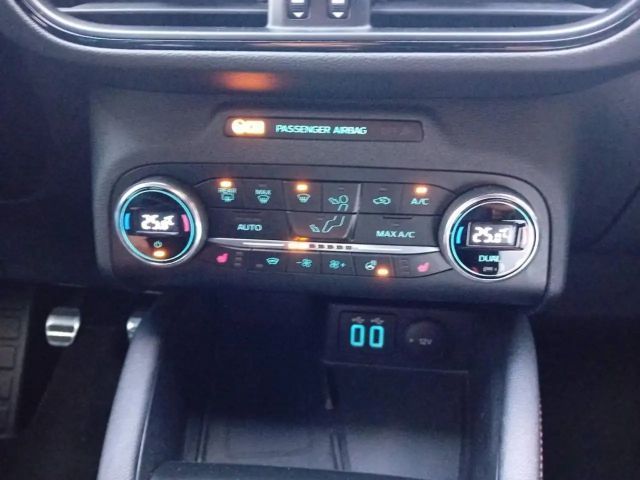 Ford Kuga Hybrid ST Line X