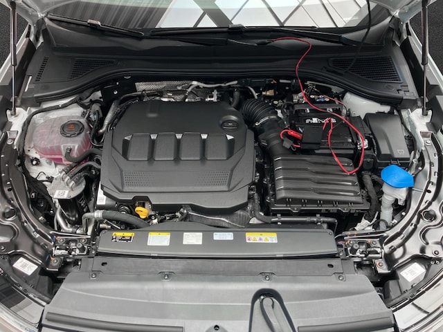 Volkswagen Passat 2.0 TDI DSG IQ.Drive R-Line