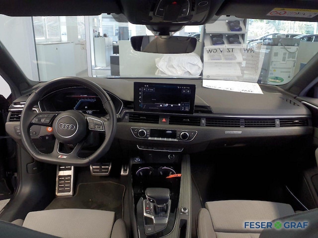 Audi A4 45 TFSI Avant Quattro S-Line S-Tronic