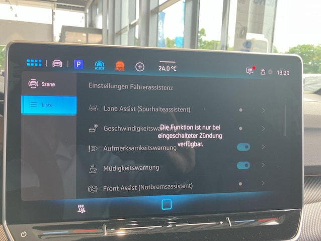 Volkswagen Golf CarPlay Hyb. Matrix Pano ACC AHK