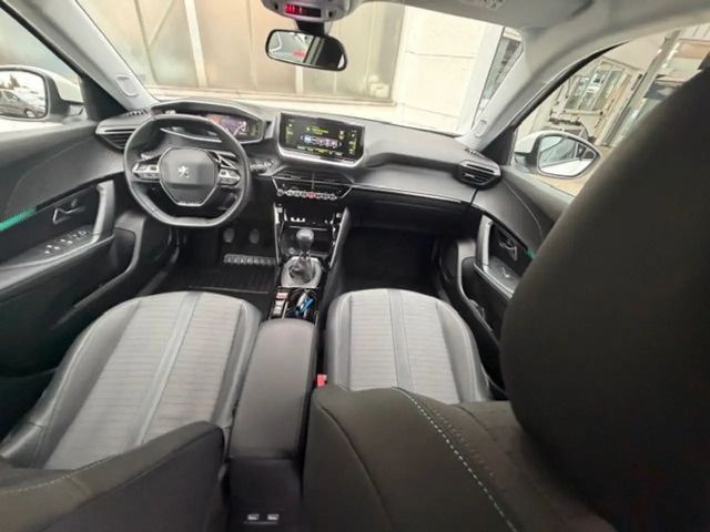 Peugeot 2008 Allure Pack PureTech