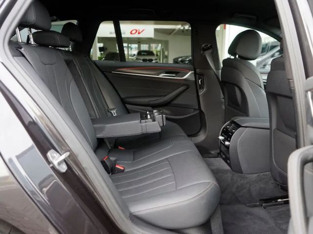 BMW 530 530i M-Sport xDrive