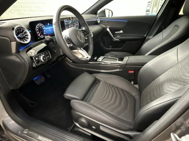 Mercedes-Benz A 180 Hatchback Progressive