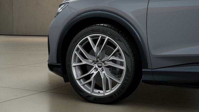Audi Q4 e-tron SUV 45 e-tron Audi Q4 e-tron
