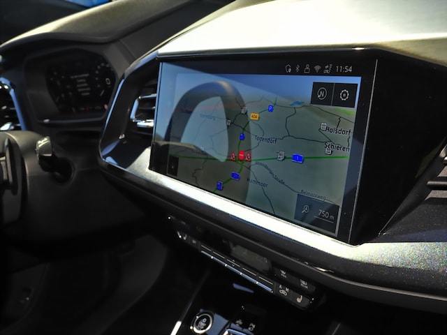 Audi Q4 e-tron SUV 45 e-tron Audi Q4 e-tron