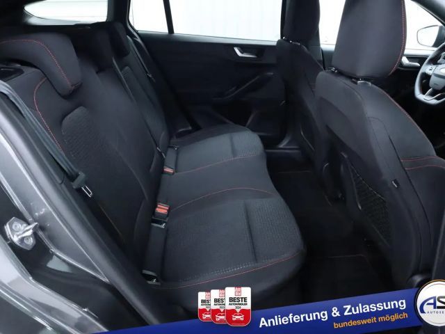 Ford Focus ST Line Wagon